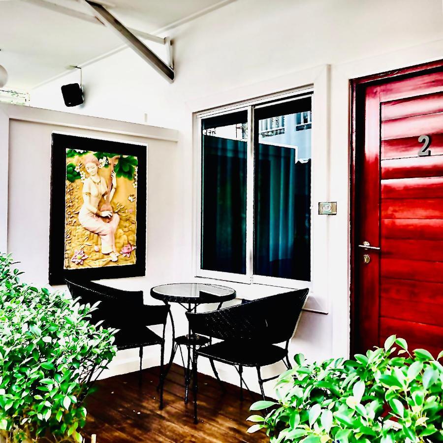 Hotel Koh Larn White House Exterior foto